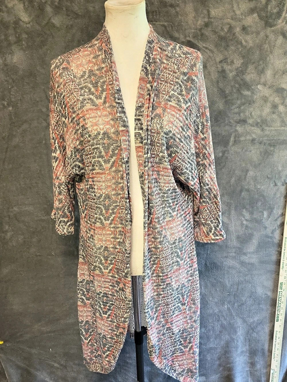 Cato Women's Geometric Cardigan Gray & Red XL Like New